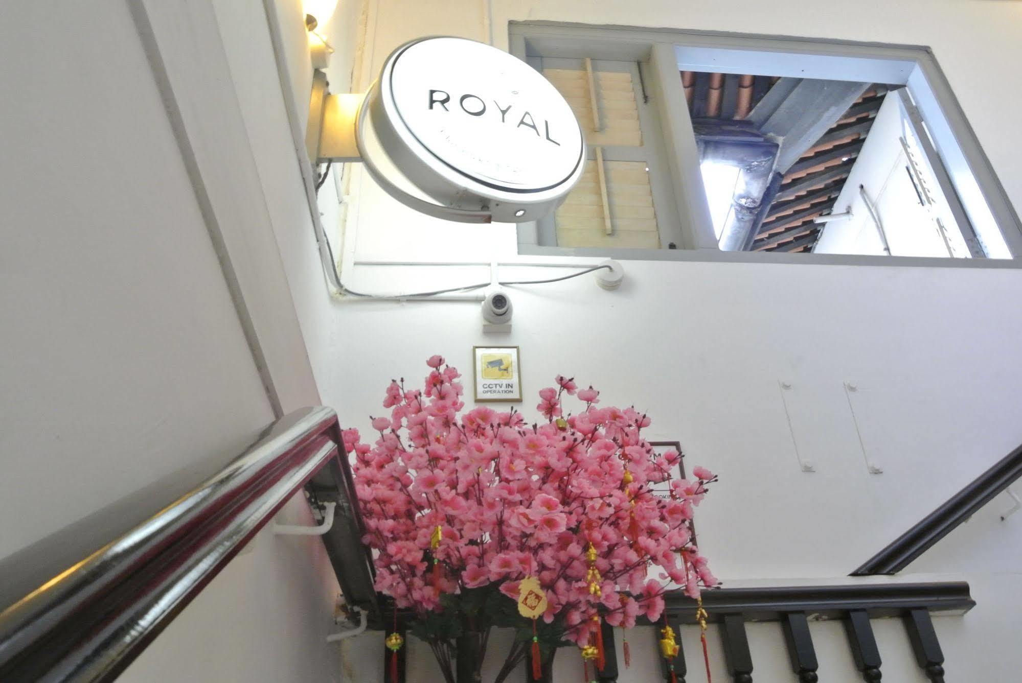 Nhà trọ Royal Singapore